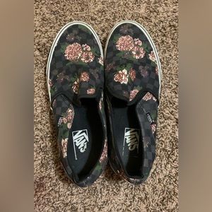 Size 11 women’s floral vans